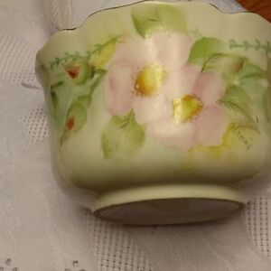 Porcelain bowl.  Quaker Shop